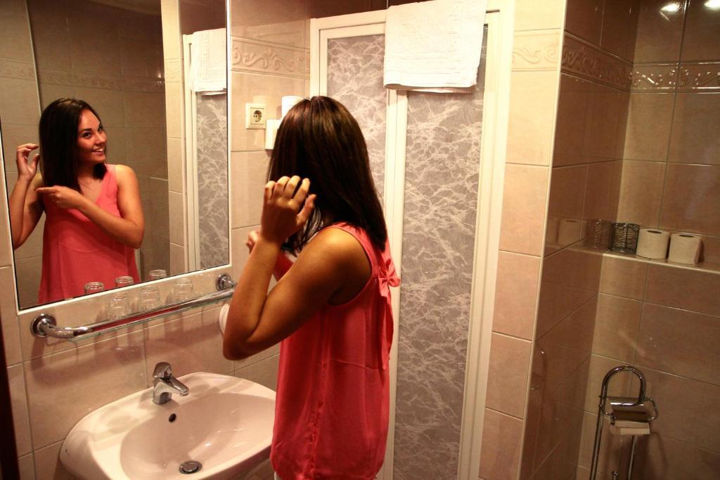 Wolf Hotel Sárvár Oda fotoğraf